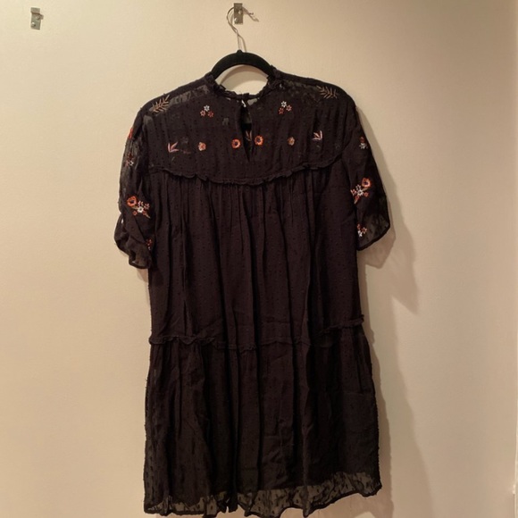 Embroidered Zara Dress - Picture 2 of 3